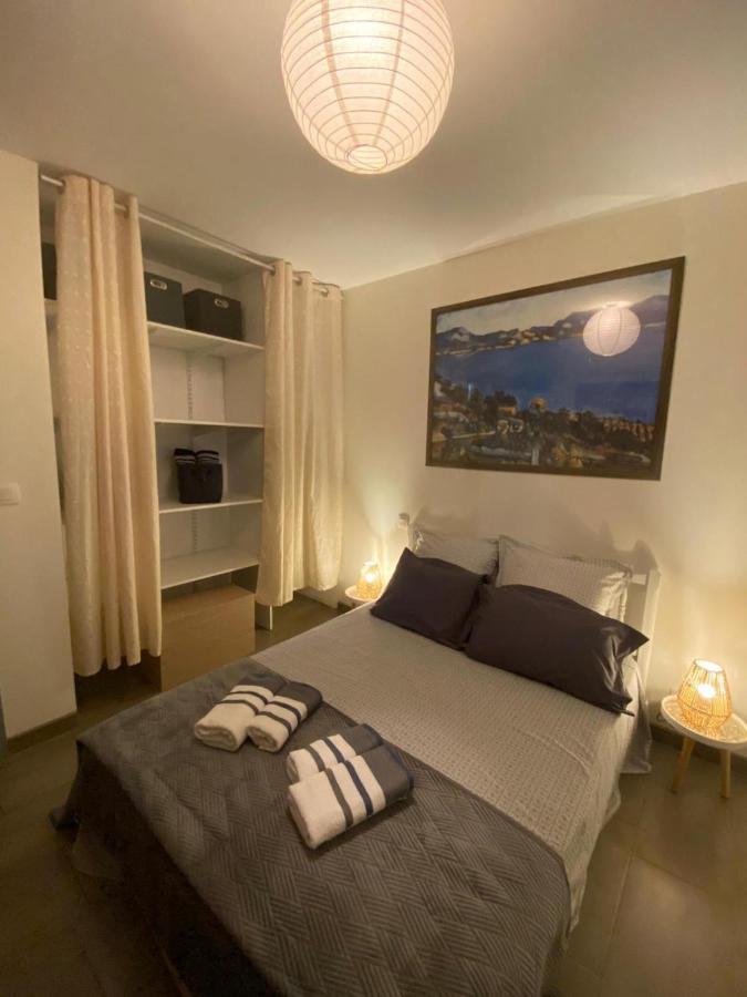 La Rosela De La Cite Bed & Breakfast Palaja Exterior photo